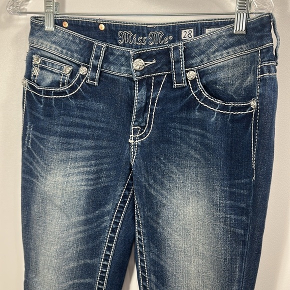 Miss Me  Woman’s Boot Cut jeans Dark Wash size 28 - Picture 3 of 14